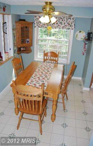 204 Wintergreen Ln, Brunswick, MD 21716 - photo 6