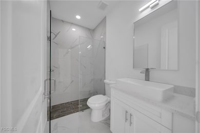 452/454 Loretta Ave S, Lehigh Acres, FL 33974 - photo 6