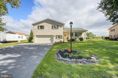 16 Obsidian Dr, Chambersburg, PA 17202 - photo 4