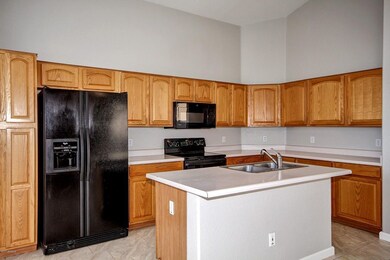02 - Kitchen