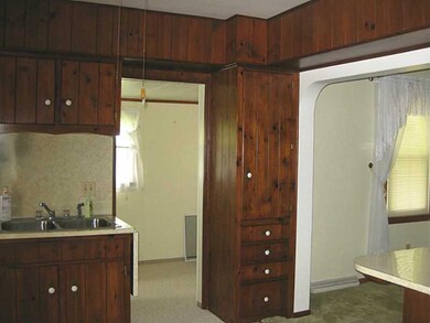 72 Oak St, Homer City, PA 15748 - photo 4