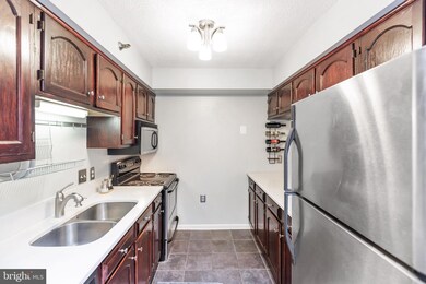 Woodbury Heights Condominium unit 1414, Arlington, VA 22201 - photo 3