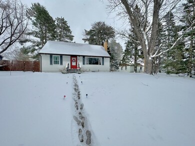 326 SW 1st Ave, Grand Rapids, MN 55744 - photo 2