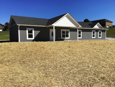 25 Clubhouse Ln Pic Updated 1020 6 front