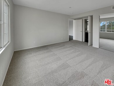 5692 Como Cir unit 34, Woodland Hills, CA 91367 - photo 7