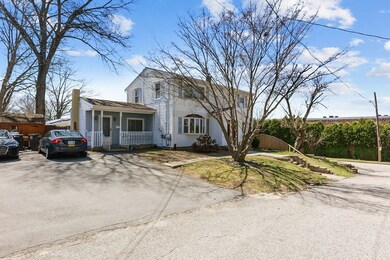 231 Hyde St unit 2, Cranston, RI 02920 - photo 2