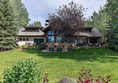 82_turnberry_pl_exterior_rear Resized