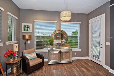 Tons of natural light in the dining area. Greats v