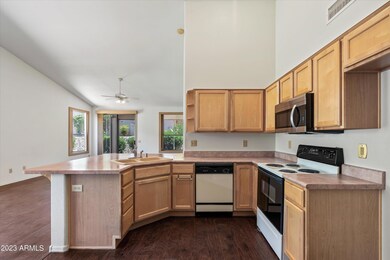 08-Kitchen