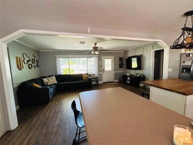 2056 59th Way N, Clearwater, FL 33760 - photo 7