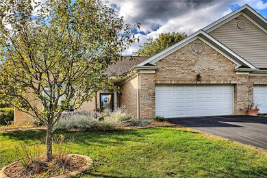 402 S Shenandoah Dr unit 805A, Latrobe, PA 15650 - photo 2