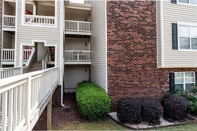 2700 Preston Woods Ln unit 8, Fayetteville, NC 28304 - photo 3