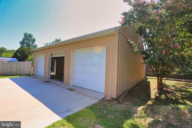 131 Riverview Cir, Colonial Beach, VA 22443 - photo 7