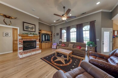 677 Munn Rd, Springtown, TX 76082 - photo 6