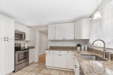 2 Dawn St, Nashua, NH 03064 - photo 6