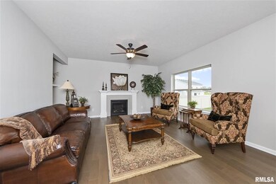 4008 Penny Ln, Dunlap, IL 61525 - photo 5