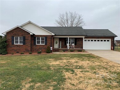 145 Elk Dr, Statesville, NC 28625 - photo 2