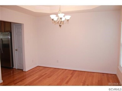 9302 Meredith Creek Ln, Glen Allen, VA 23060 - photo 2