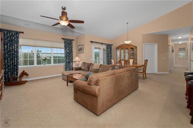 6795 Pioneer Dr, Macungie, PA 18062 - photo 7