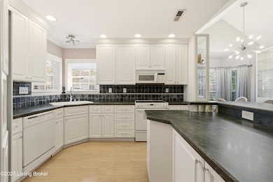 404 Eastgate Village Wynde unit 2A, Louisville, KY 40223 - photo 4