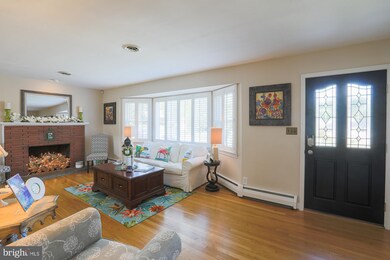 923 Starbit Rd, Towson, MD 21286 - photo 5