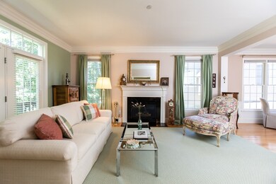 102 Willow Brook Dr unit 102, Wayland, MA 01778 - photo 5