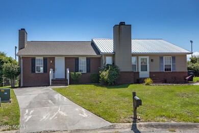 118 Creekview Dr, Jacksonville, NC 28540 - photo 5