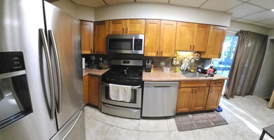 520 Stuyvesant Ave, Rutherford, NJ 07070 - photo 3