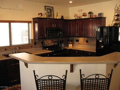 KITCHEN ISLAND-BREAKFAST BAR