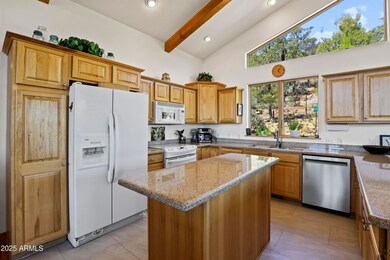 Kitchen (2)