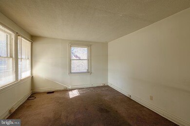 9899 Guilford Rd, Jessup, MD 20794 - photo 5