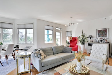 4 Constellation Place unit 404, Jersey City, NJ 07305 - photo 5