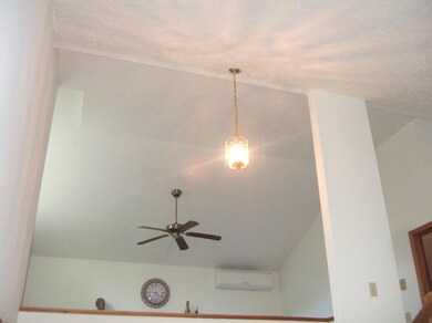 1110 Wallenpaupack Dr, Lake Ariel, PA 18436 - photo 7