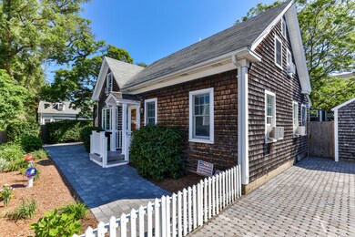 3 Conwell St, Provincetown, MA 02657 - photo 2