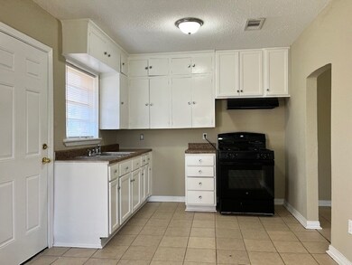 3850 Arbor St, Houston, TX 77004 - photo 4