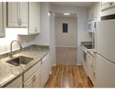 151 King St unit 103, Franklin, MA 02038 - photo 5