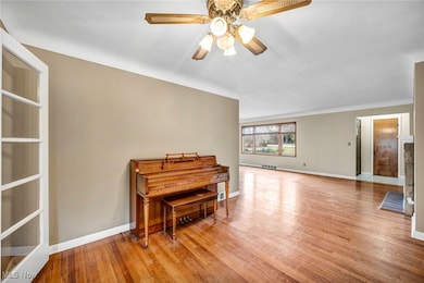 34910 Martin Rd, Willoughby Hills, OH 44094 - photo 6