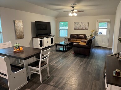 18634 Scarlet Meadow Ln, Tomball, TX 77377 - photo 4