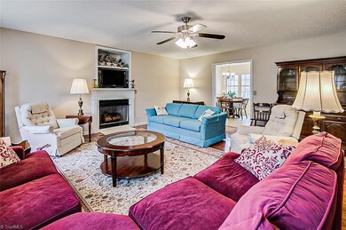 2366 Hickory Forest Dr, Asheboro, NC 27203 - photo 5