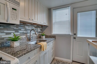 2828 Keating St unit 170, Temple Hills, MD 20748 - photo 2