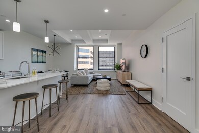 150 S Independence Mall W unit 403, Philadelphia, PA 19106 - photo 4