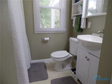 4518 Douglas Rd, Toledo, OH 43613 - photo 7