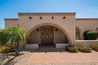 2425 E Turquoise Dr, Phoenix, AZ 85028 - photo 2