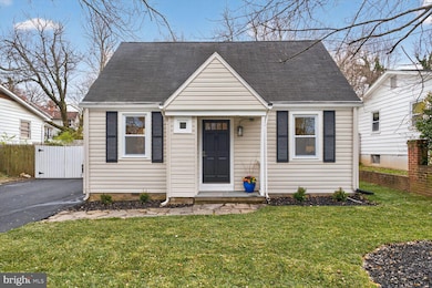 10238 Capitol View Ave, Silver Spring, MD 20910 - photo 5