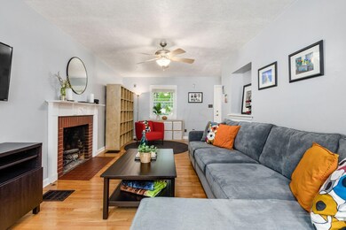 011_d449_L 540 Richards Rd009