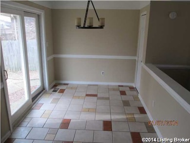 9102 Raintree Dr, Louisville, KY 40220 - photo 6