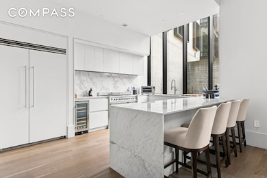 The Oosten unit TH8, Brooklyn, NY 11211 - photo 5