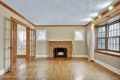 541 S Dexter Dr, Lansing, MI 48910 - photo 4