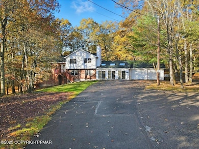 349 Bumblebee Pass, Cresco, PA 18326 - photo 5