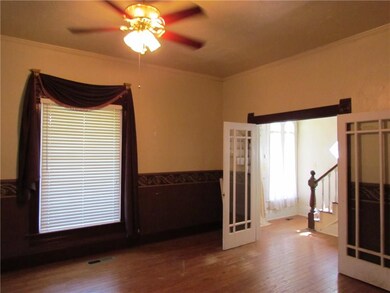 401 E Noble Ave, Guthrie, OK 73044 - photo 3